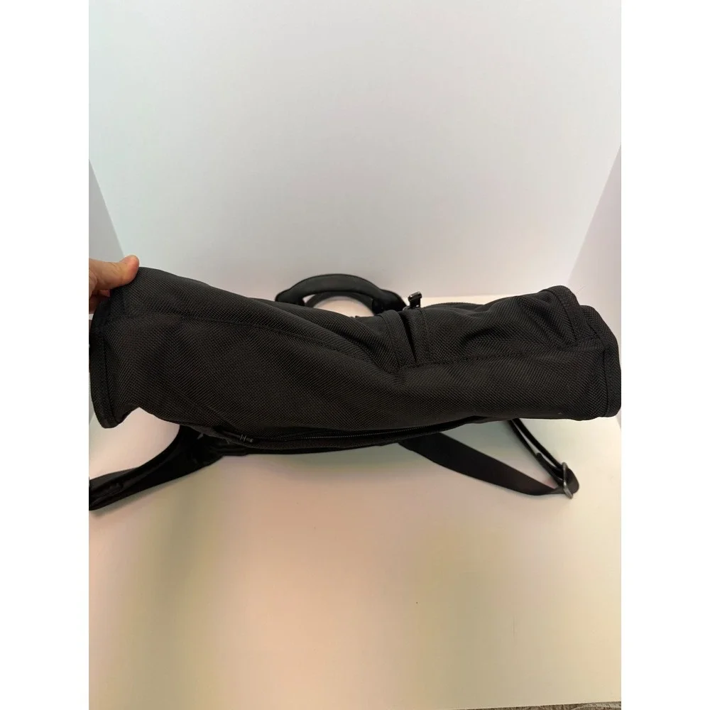 Tumi Alpha 2 Slim Deluxe Portfolio Black Ballistic Nylon Briefcase Laptop Bag